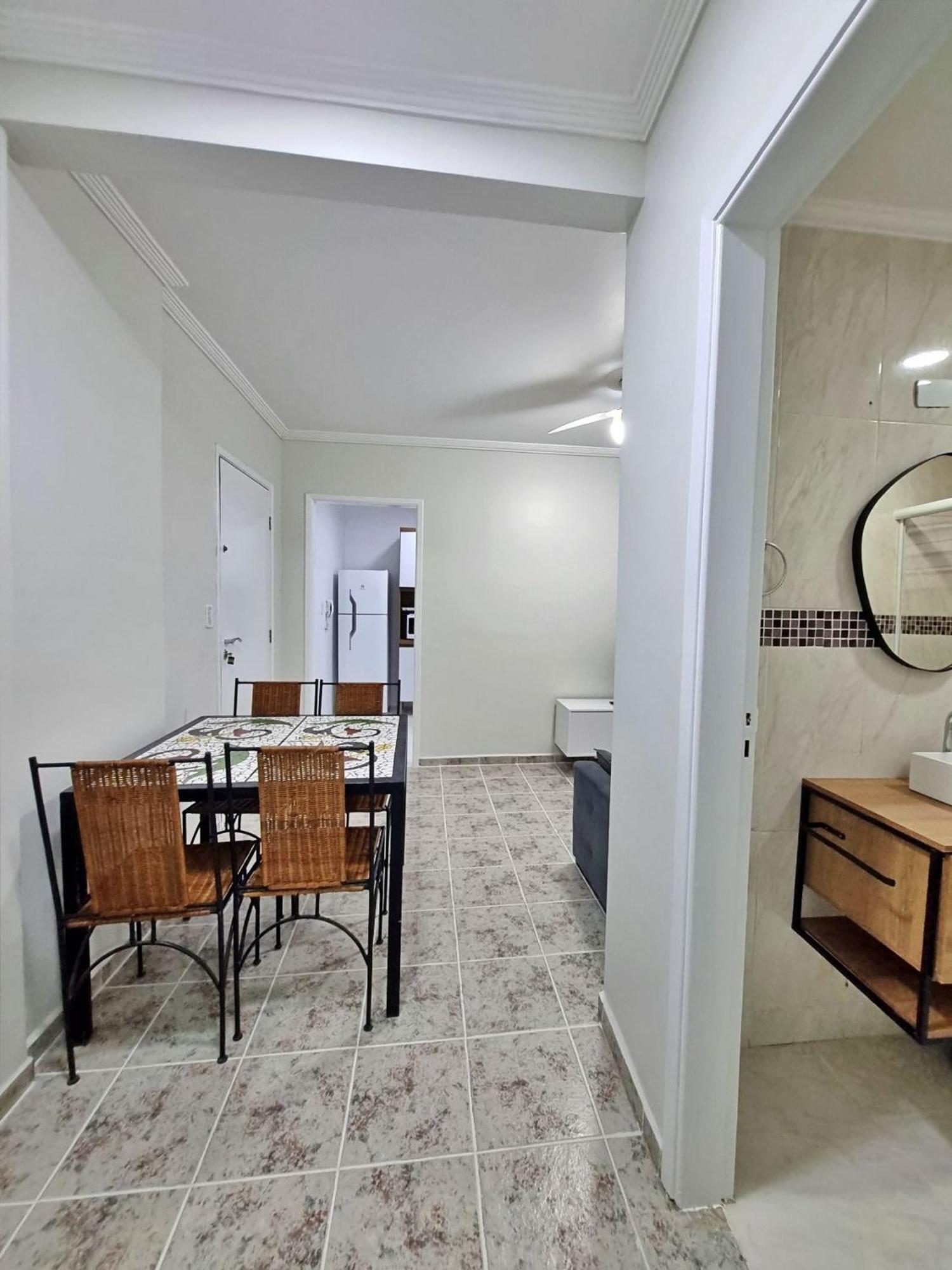 شقة 01 Dorm Reformado C/Ar Cond, Wi-Fi, 1 Vaga, Enseada, Prox Ao Pao De Acucar غوارويا المظهر الخارجي الصورة